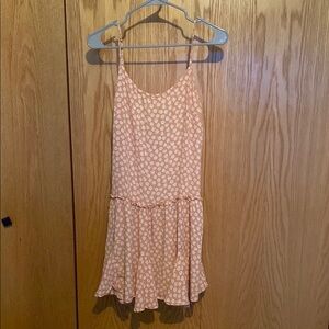 Peach Flowered Sundress. Size Large.